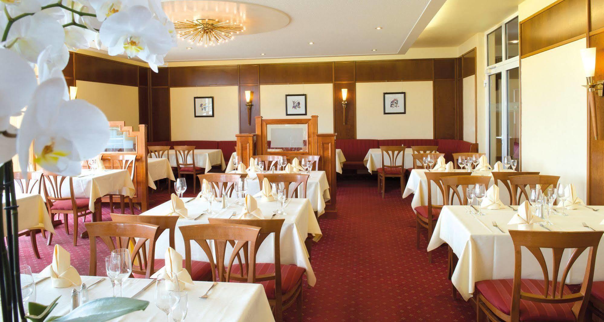 Victor'S Residenz-Hotel Teistungenburg Экстерьер фото